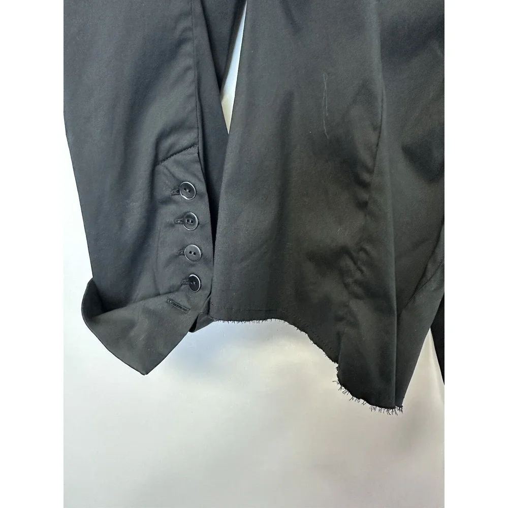 Masnada Women's Vented‎ Button Up Long Sleeve Top         9.5